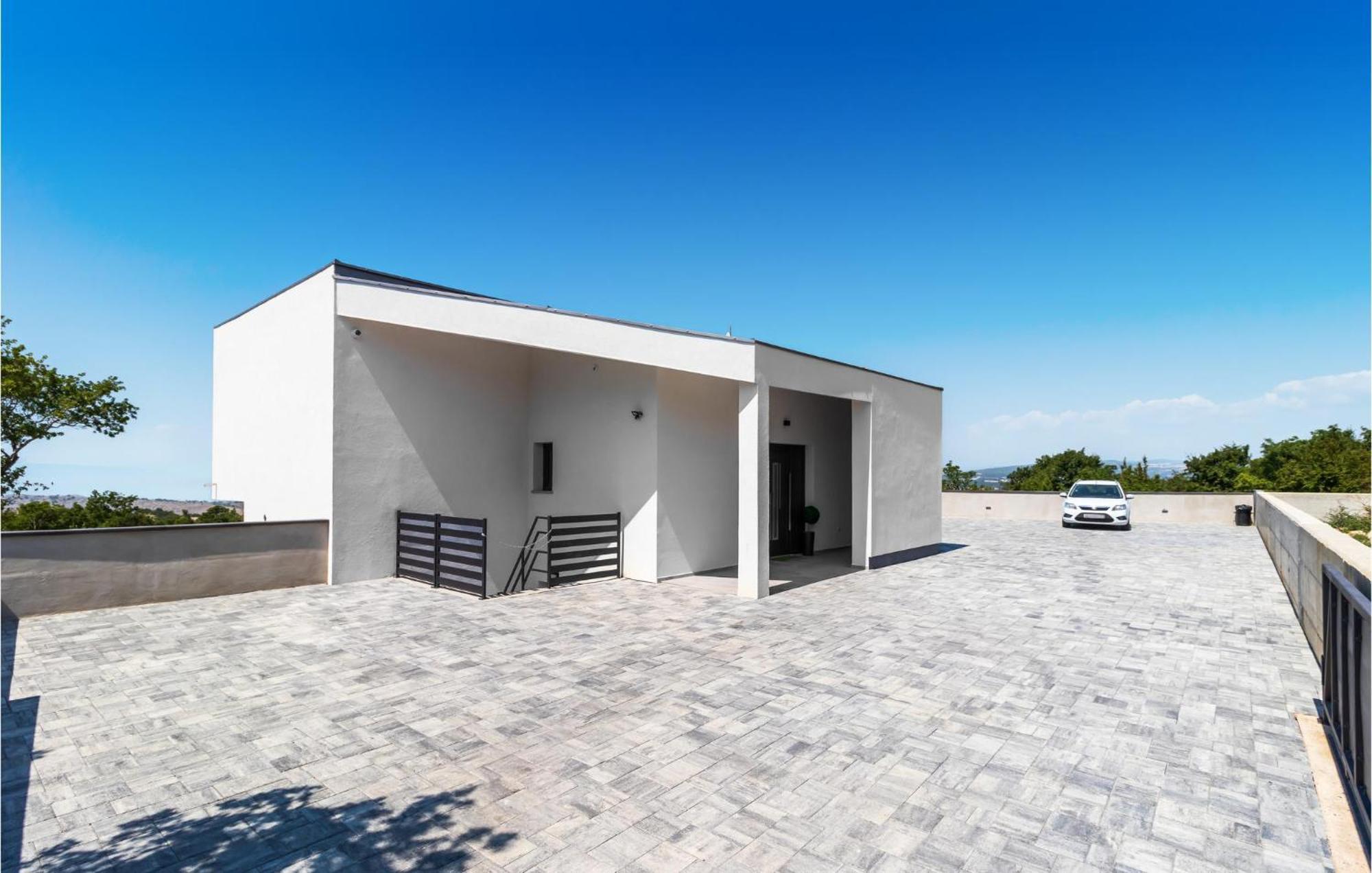 Pet Friendly Home In Smrika With Kitchen Exteriör bild